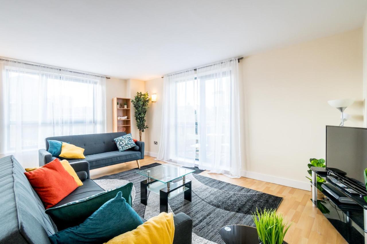 Spacious City 2 Bed, 2 Bath, Free Parking & Wifi Sheffield Luaran gambar